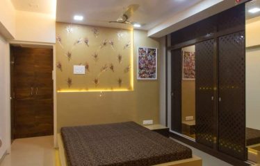 Flat for sale in Mahim